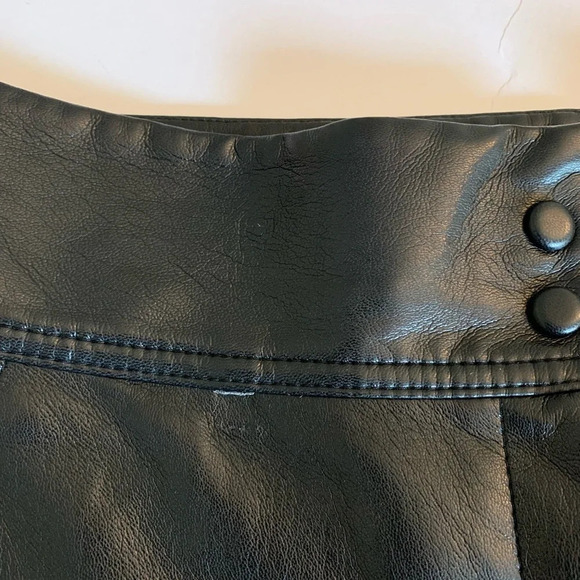 Wilfred Full moon, high vegan black leather. Size 10 - Picture 14 of 16